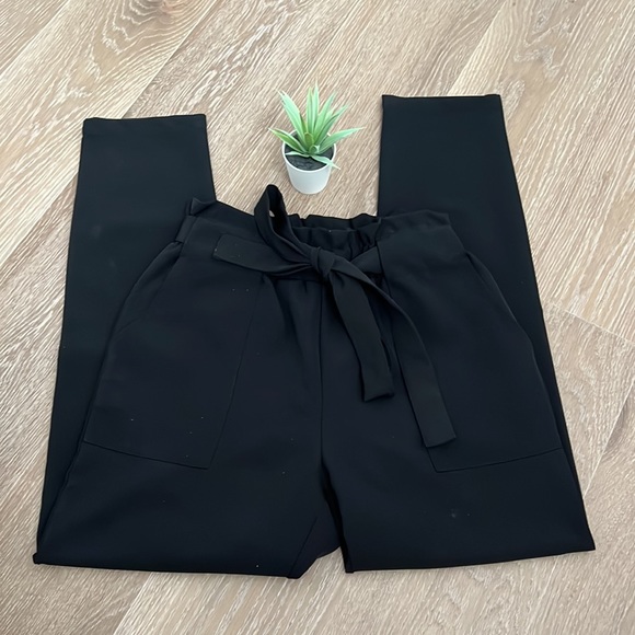 Self-Tie Paperbag Pant - Picture 2 of 4